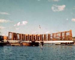 The Memorial was constructed in the year 1962 designed by architect Alfred Preis. It has 3 main areas, namely, entry, assembly room, and shrine. It is